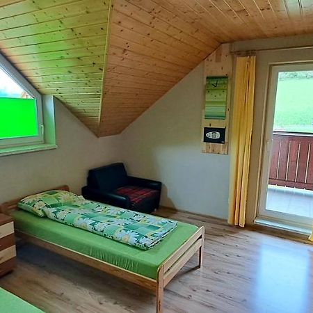 Ubytovanie U Huberta Bešeňová Exterior foto